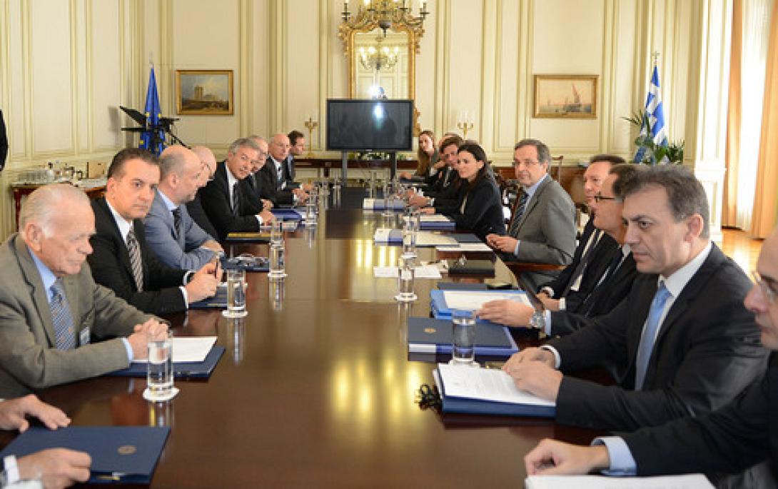 Ολοκληρώθηκε μίνι υπουργικό συμβούλιο ενόψει της συνάντησης με την τρόικα