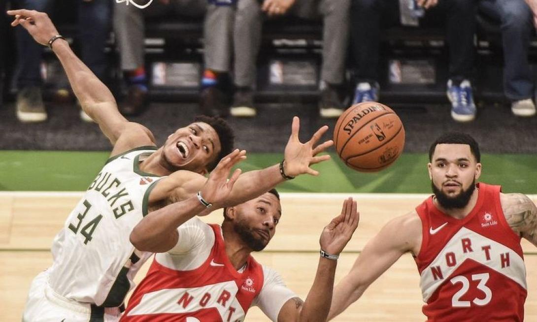 giannis-baucsk.jpg