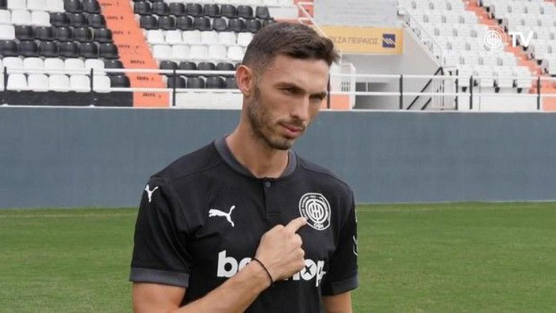 giannou.jpg