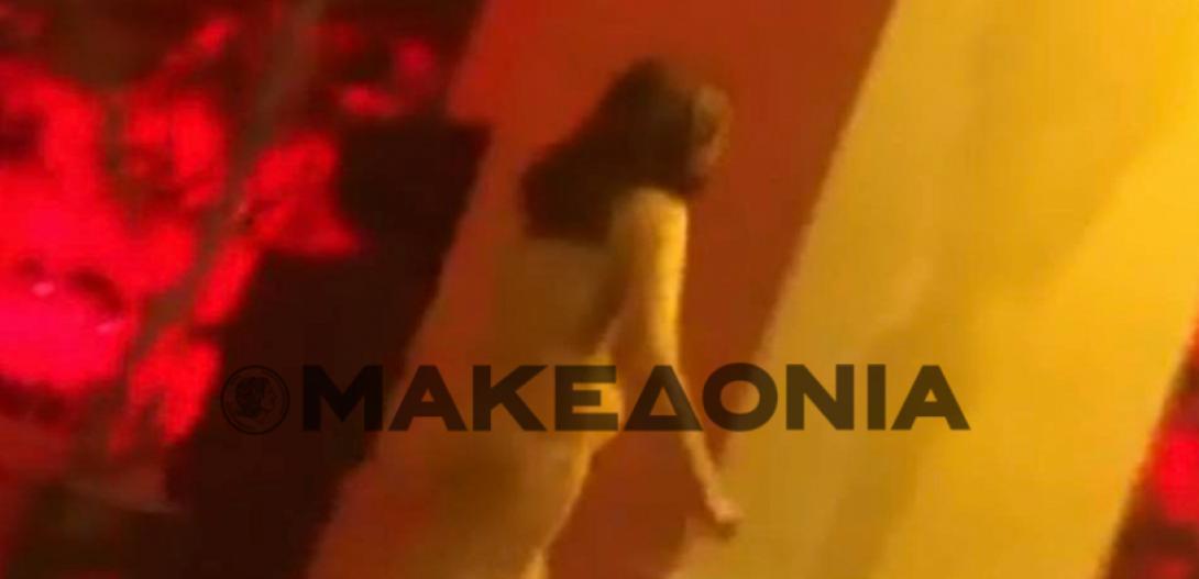 γυμνή γυναίκα στην Θεσσαλονίκη