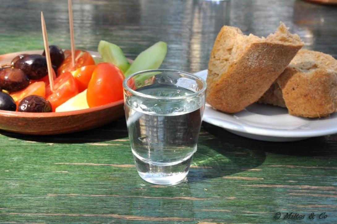 22η Γιορτή τσικουδιάς στην Αγία Βαρβάρα