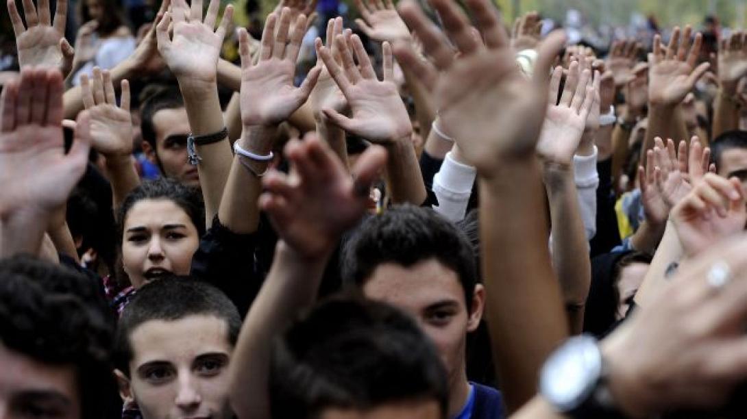 Ευρωκοινοβούλιο: Με επενδύσεις στην έρευνα και την καινοτομία αντιμετωπίζεται η νεανική ανεργία