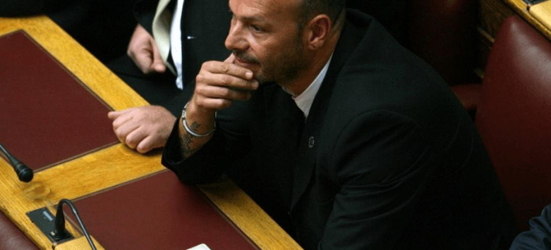 Πανικός στη Βουλή κι αντεγκλήσεις λόγω ... Ελευθέριου Βενιζέλου