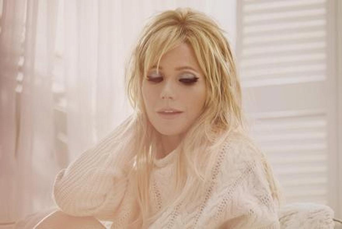 H Gwyneth Paltrow κι ο "αιώνας" της Max Factor