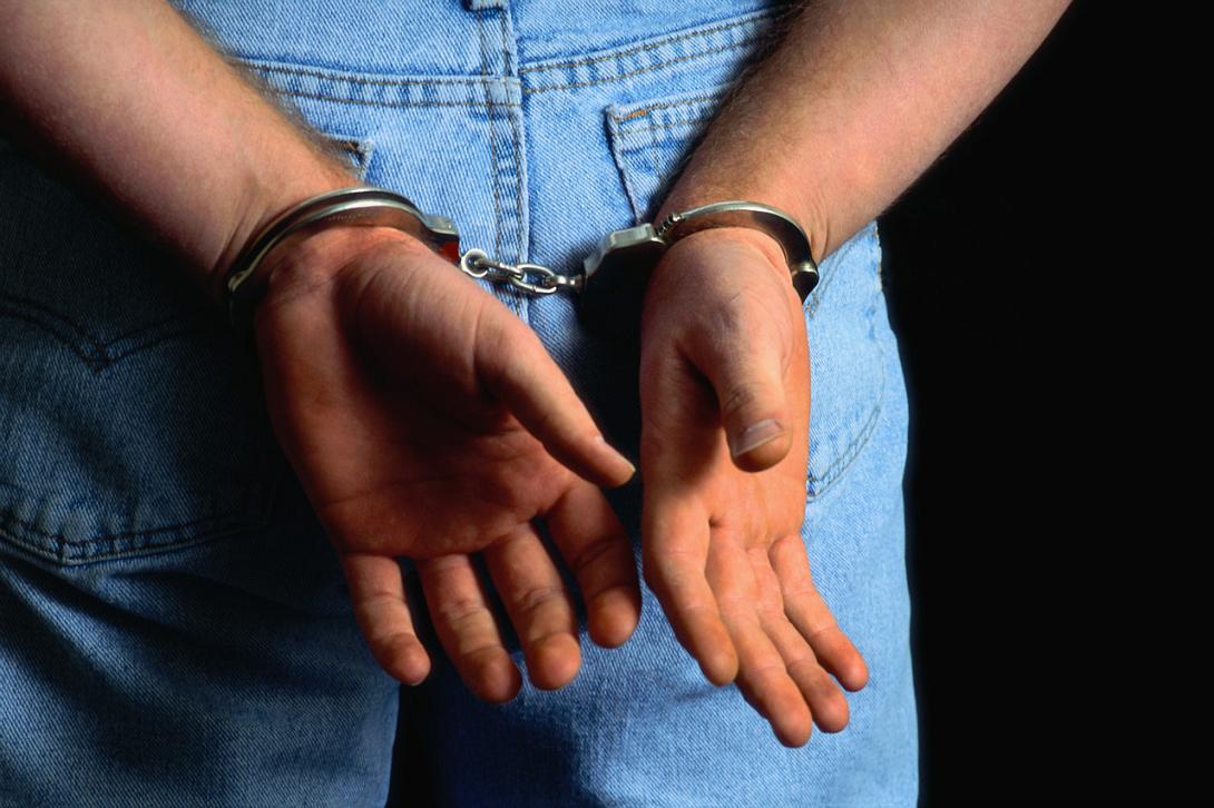 31χρονος κατηγορείται για πορνογραφία ανηλίκων μέσω διαδικτύου