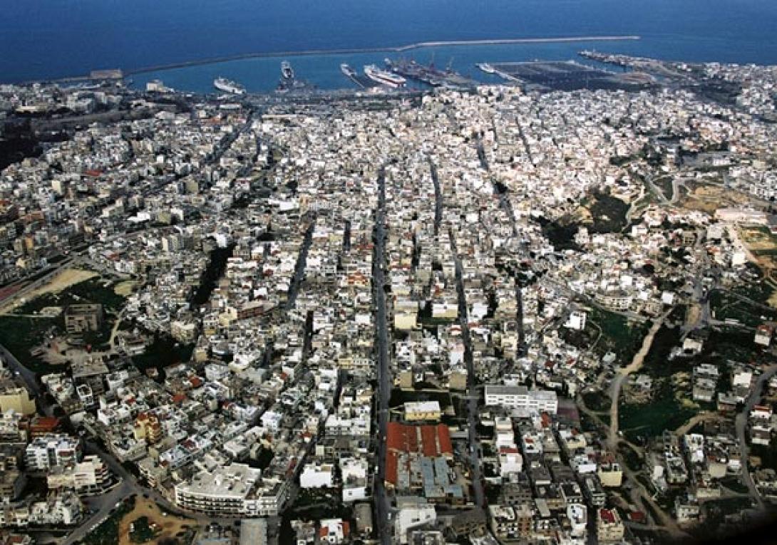 &#039;Επεσαν οι υπογραφές για έργα αναπλάσεων στο Ηράκλειο