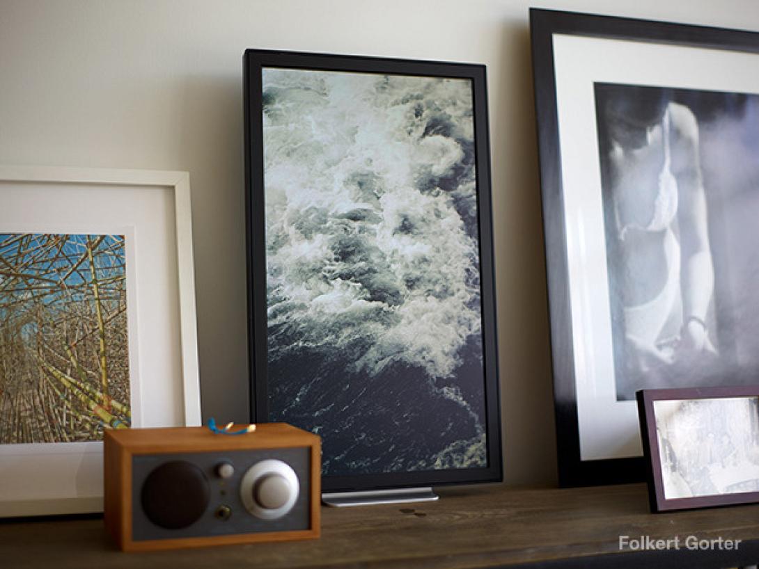 Τώρα και ηλεκτρονική κορνίζα (βίντεο)