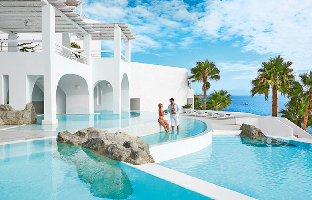 hotels-with-meeting-rooms-greece-11399.jpg