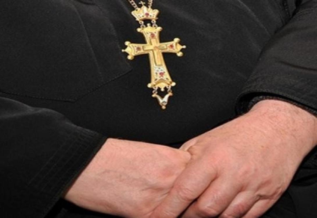 Οροπέδιο Λασιθίου: "Ξάφρισαν" τον Επιστήθιο Σταυρό ιερέα μέσα από το σπίτι του