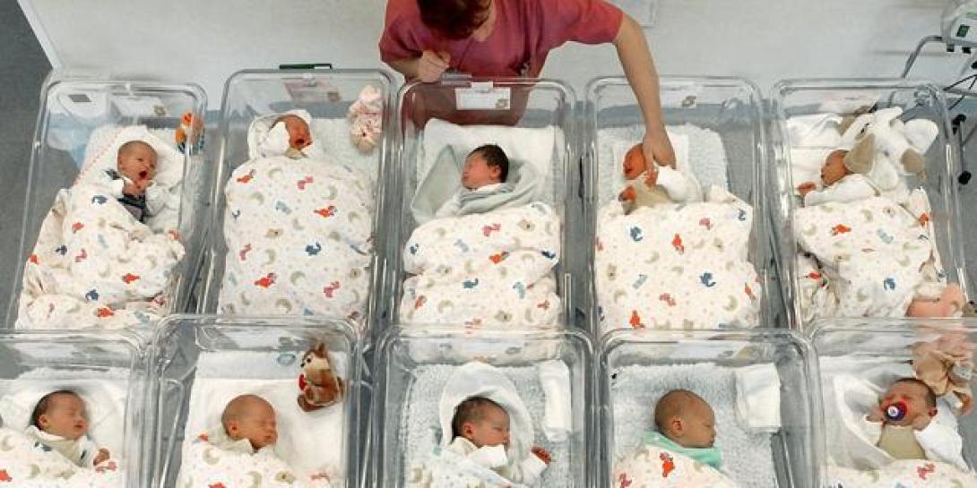 Ιταλία: Γεννήθηκαν τα «δίδυμα με τέσσερις γονείς»!