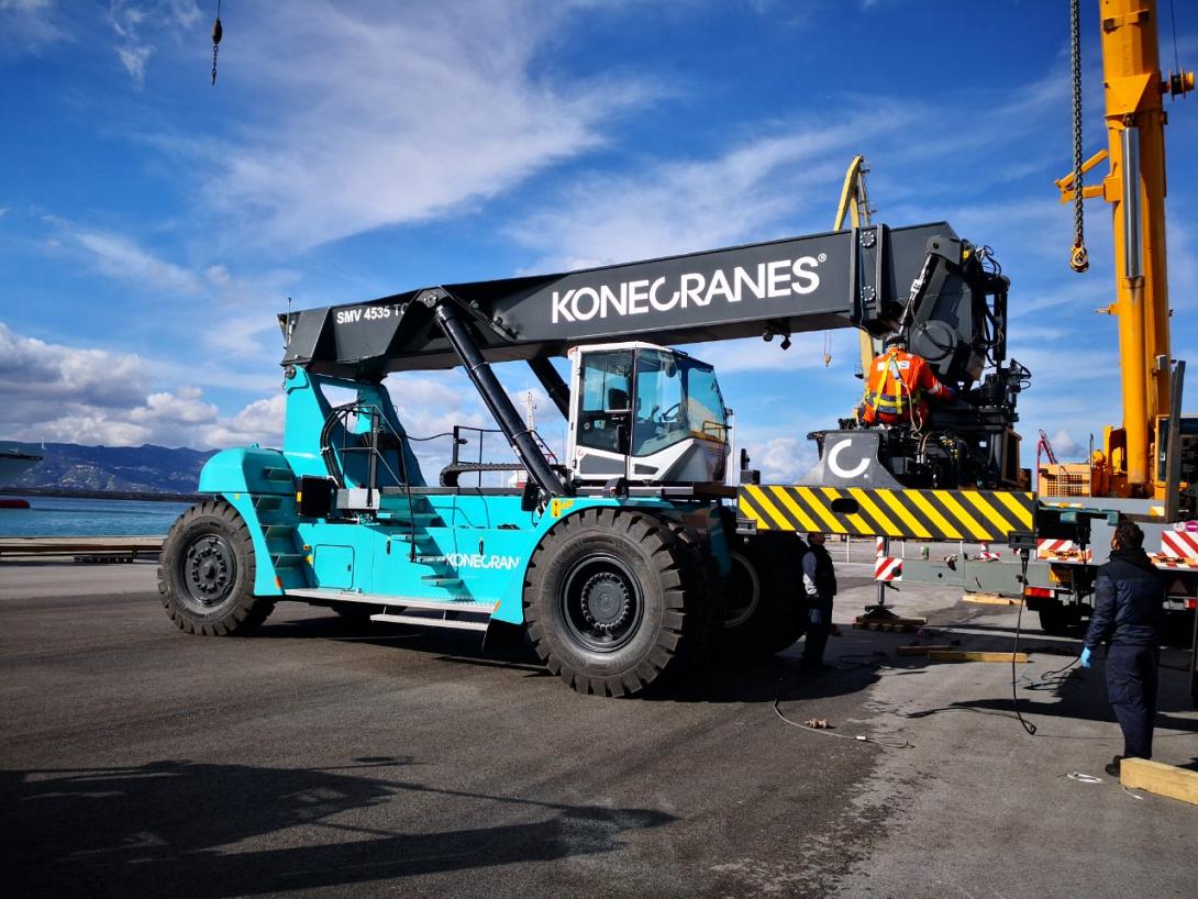 λιμανι εξοπλισμος γερανος.jpg