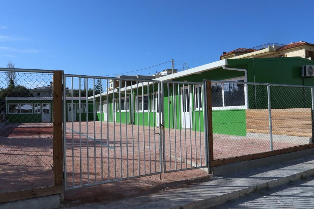 Τοποθετήθηκαν 6 σε οικόπεδο στις Μεσαμπελιές και οι 4 στην περιοχή του Γιόφυρου.