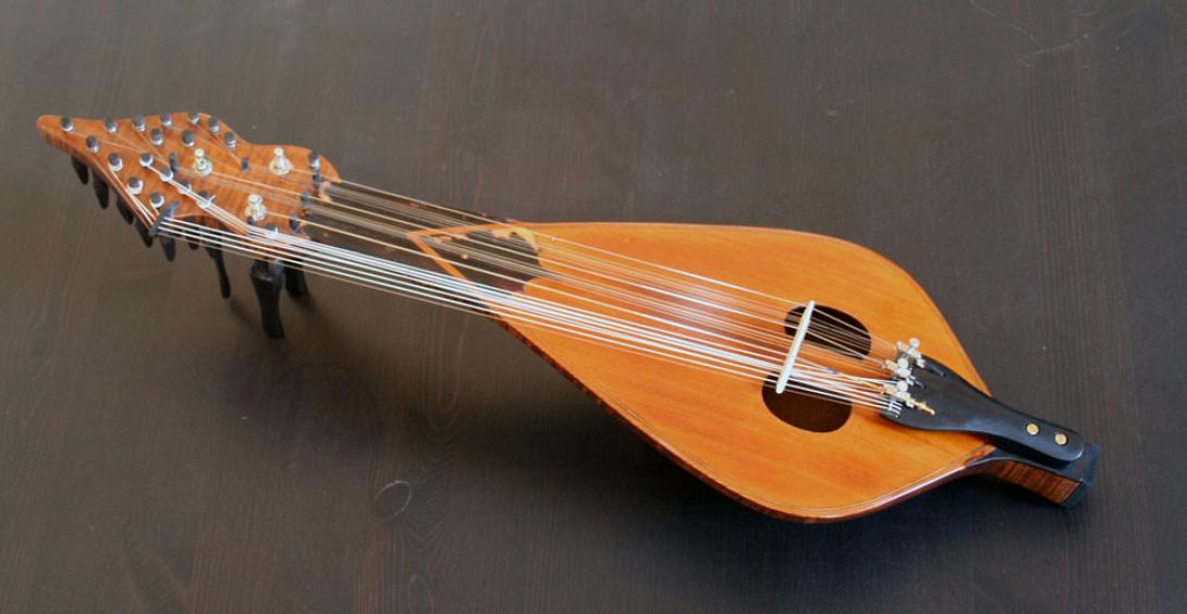 Οι συμπαθητικές χορδές της κρητικής λύρας