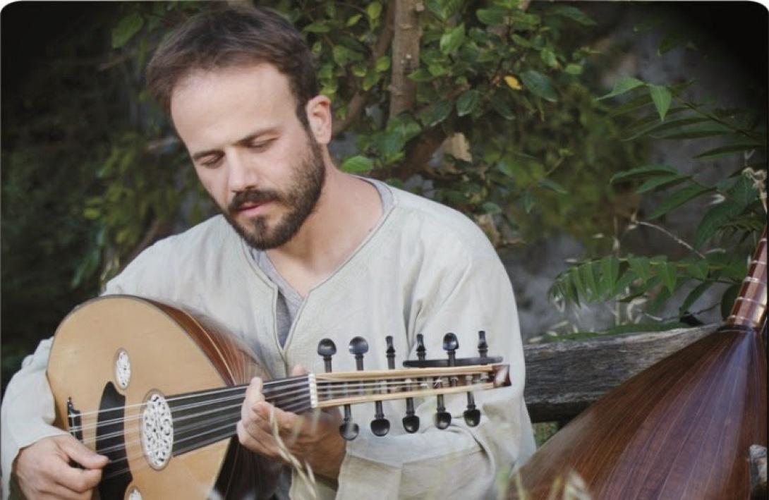 γιώργος μαυρομανωλάκης