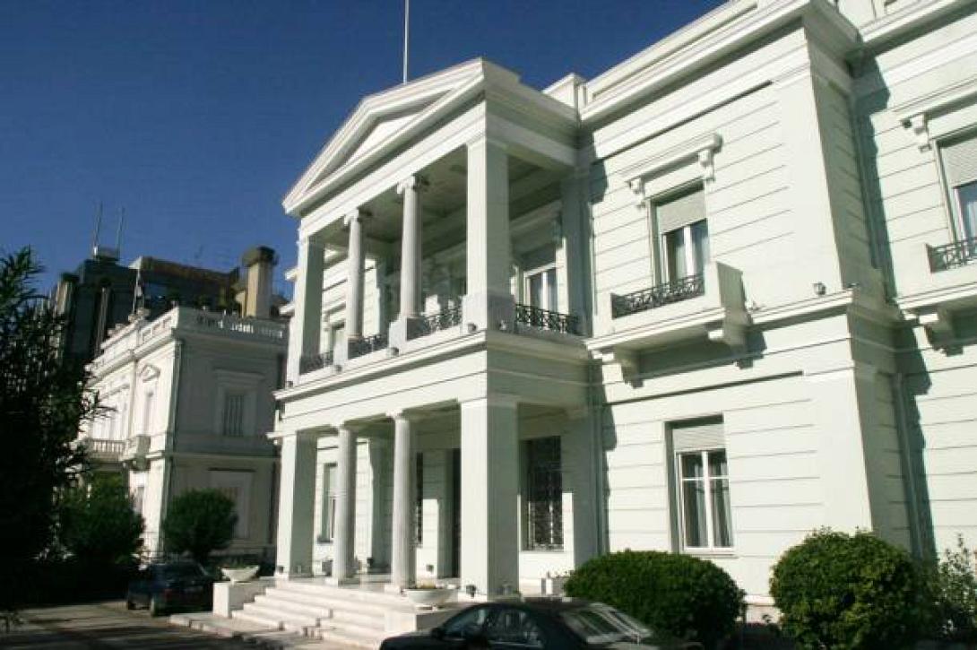 Τι απαντά το ελληνικό υπουργείο Εξωτερικών στις ... &quot;συστάσεις&quot; του Έρογλου