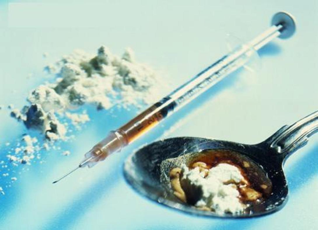 Ηρωίνη και ναρκωτικά χάπια διακινούσε υπαρχιφύλακας