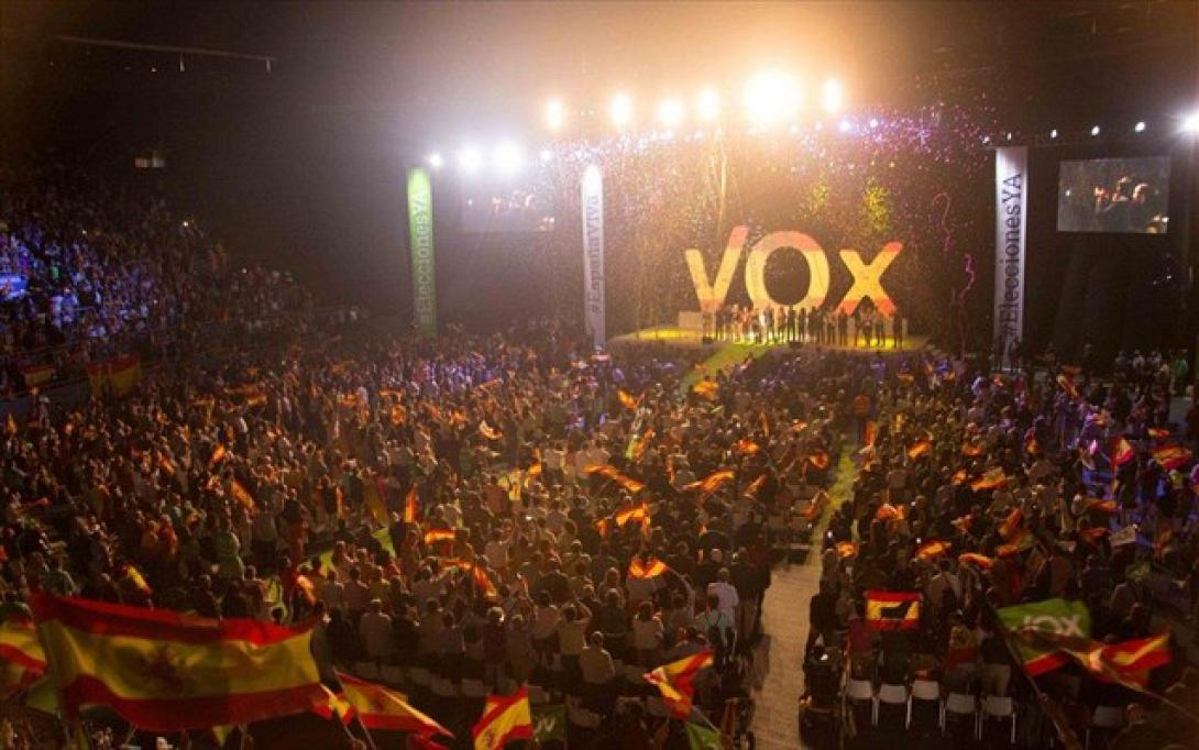 ispania-akrodeksio-komma-vox.jpg
