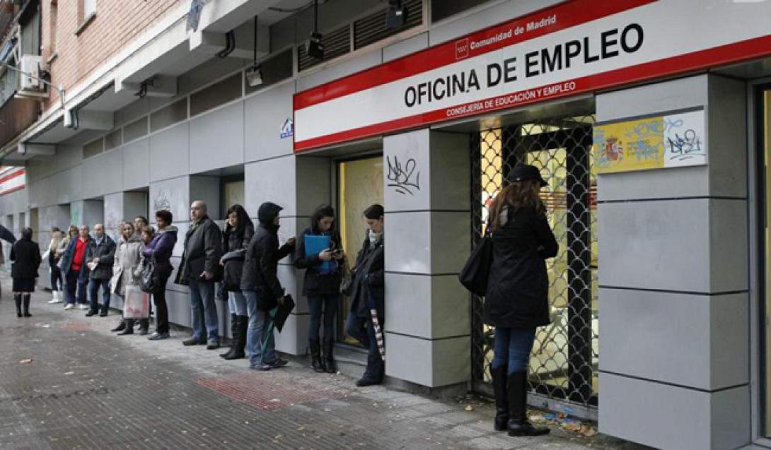 Στο 13% η ανεργία τον Οκτώβριο στην Ιταλία