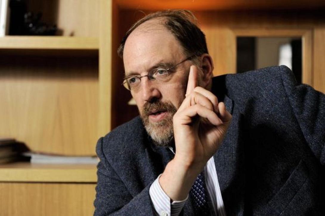 james-galbraith-3.jpg