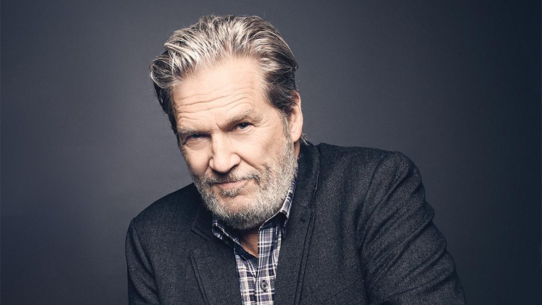 jeff-bridges-cecil-b-demille-award-golden-globes.jpg