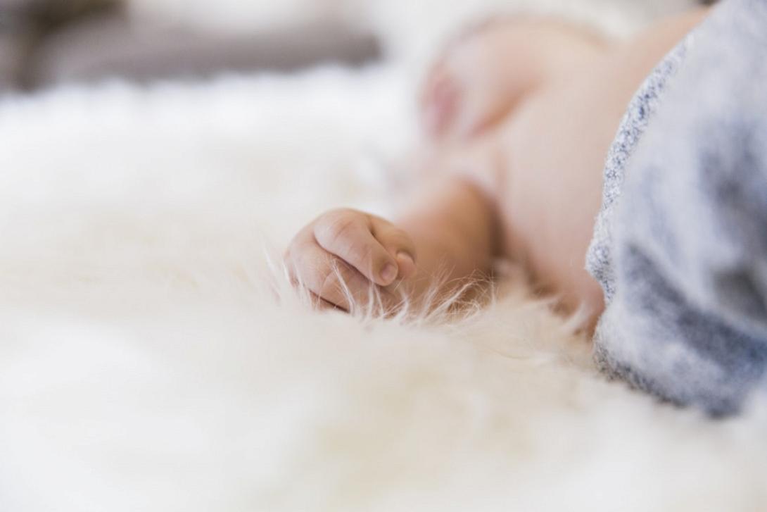 Φρικτός θάνατος βρέφους: Το άφησαν στο μπαλκόνι για 5 ώρες με -20 βαθμούς Κελσίου.jpg