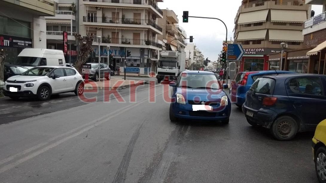 παράνομο παρκάρισμα