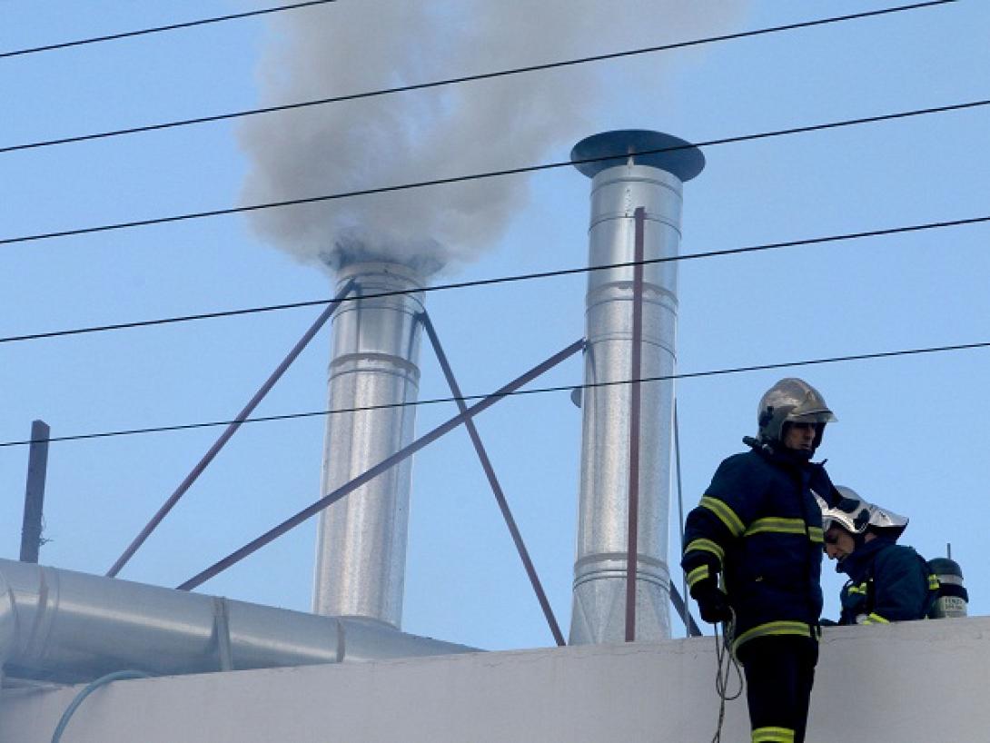 Φωτιές άναψαν... οι καμινάδες ψητοπωλείου στο Ηράκλειο