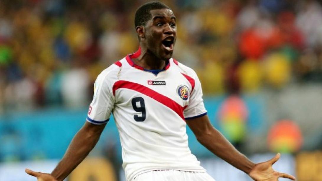 Ο Κάμπελ διεκδικεί τον τίτλο του καλυτέρου στην CONCACAF