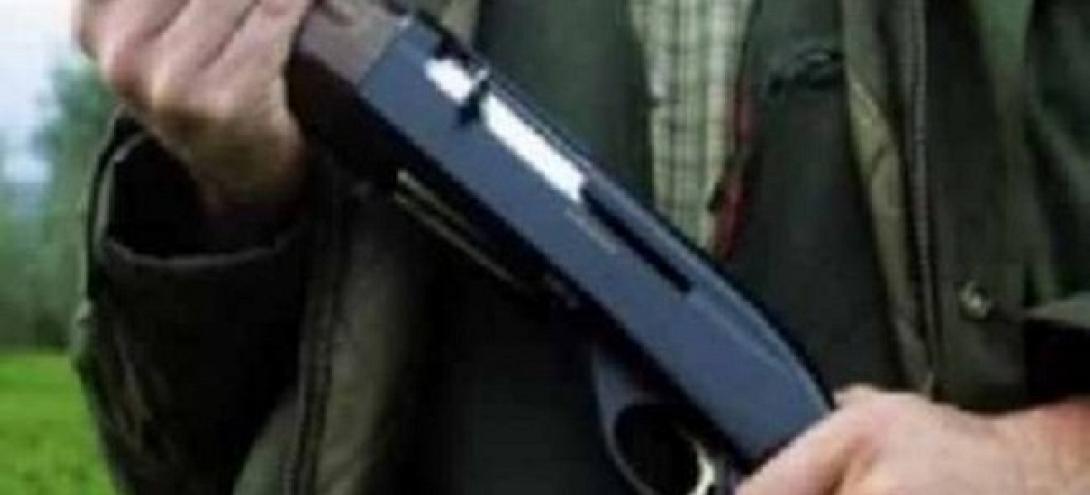 Σοκ στη Λάρισα: Υποψήφιος ευρωβουλευτής κυνηγούσε με καραμπίνα δικαστική επιμελήτρια