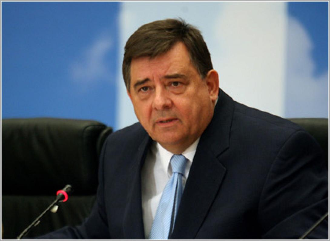 Γ.Καρατζαφέρης: Θα κάνω ότι μπορώ για να μην βγει ο Τσίπρας