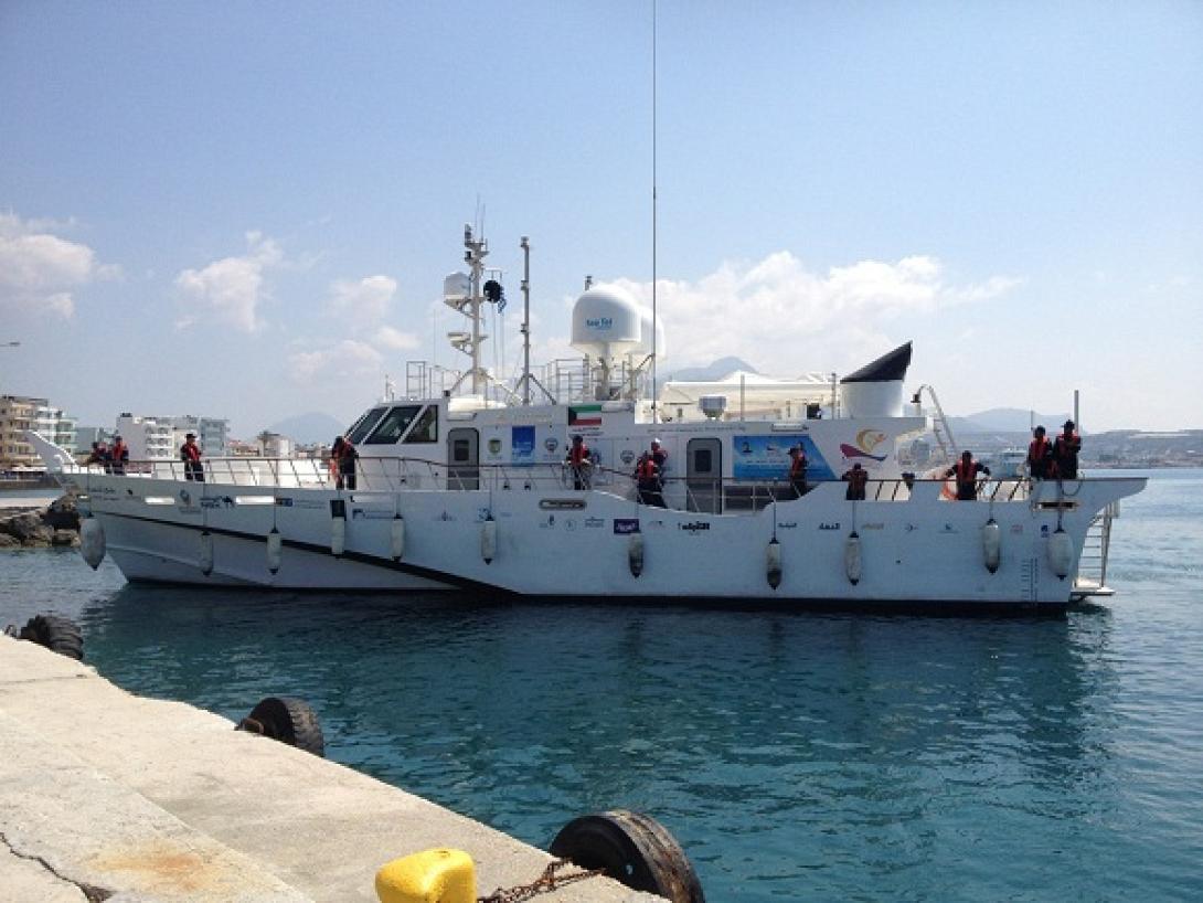 Θερμή υποδοχή για το πλοίο της Ελπίδας στην Ιεράπετρα (φωτογραφίες)