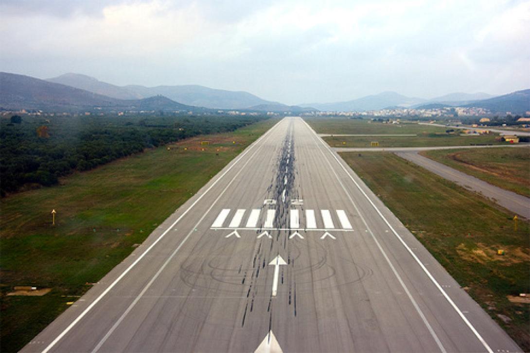 Από παράταση σε παράταση, για το αεροδρόμιο Καστελίου