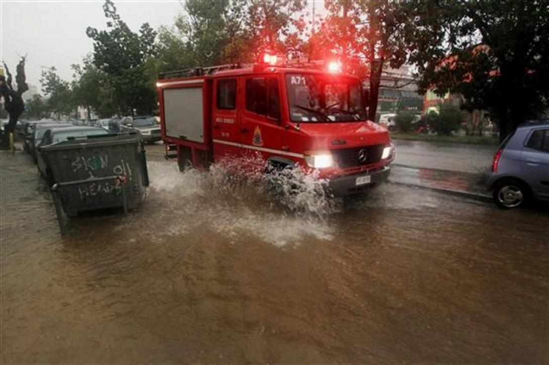 Προβλήματα από την καταιγίδα στην Αττική