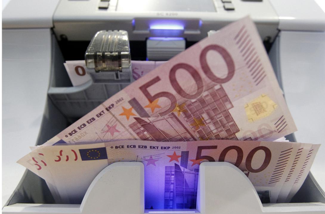 Κατασχέσεις ακόμη και για χρέη κάτω των 5.000 ευρώ ζητά το ΔΝΤ