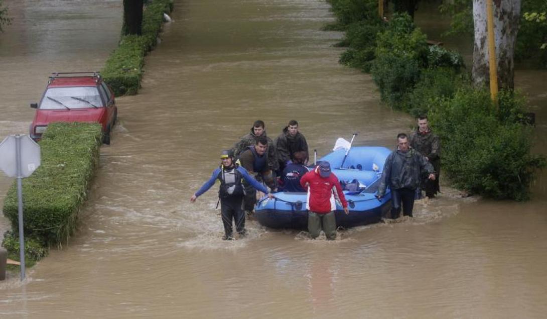 Κατέρρευσαν 7.500 κατοικίες από τις πλημμύρες στην Βοσνία - Ερζεγοβίνη