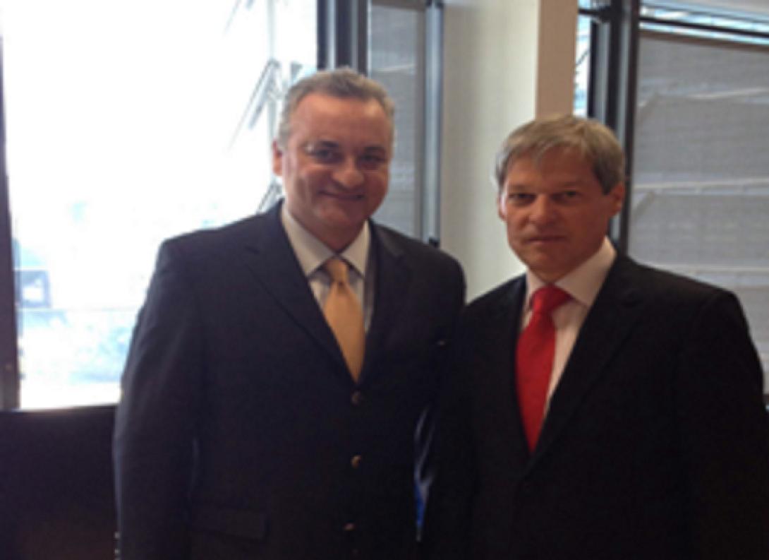 Συνάντηση Κεφαλογιάννη με Επίτροπο Γεωργίας της ΕΕ για τη στήριξη των Ελλήνων αγροτών 