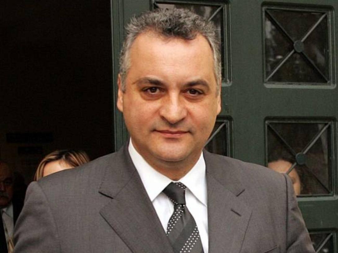 Ο Μ. Κεφαλογιάννης ρωτά για τα χημικά στην Ευρωβουλή 