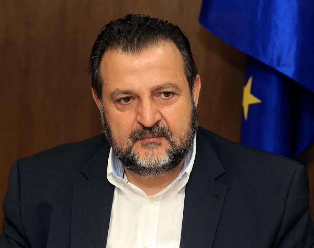 Β. Κεγκέρογλου: Μας έχει μπουχτίσει στο ψέμα ο Βαρουφάκης (βίντεο)