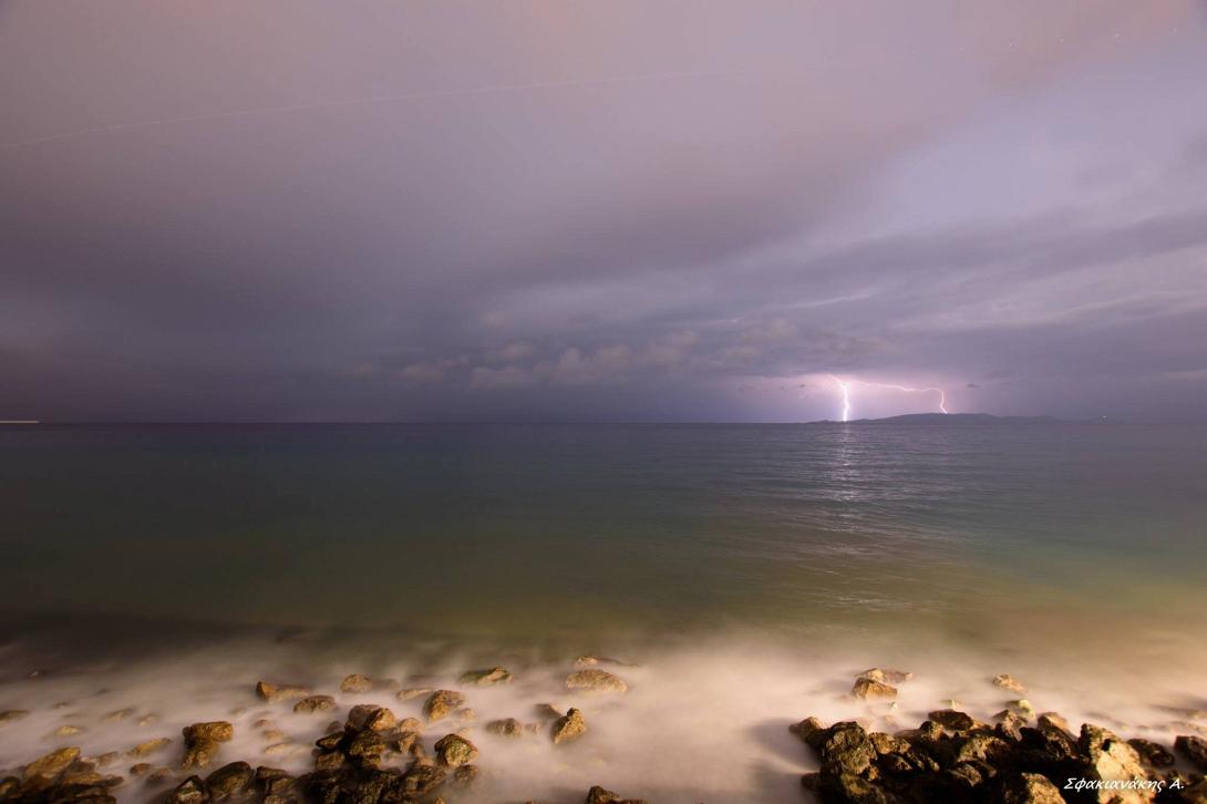 θαλασσα κεραυνοι (σφακιανακης - μετεωκρητες)