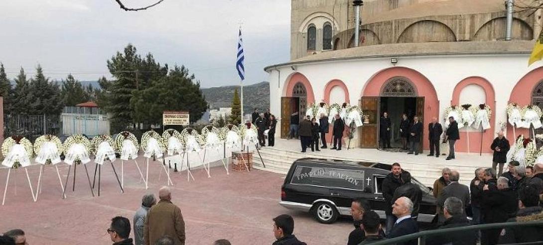 κηδεια πυροσβεστη.jpg