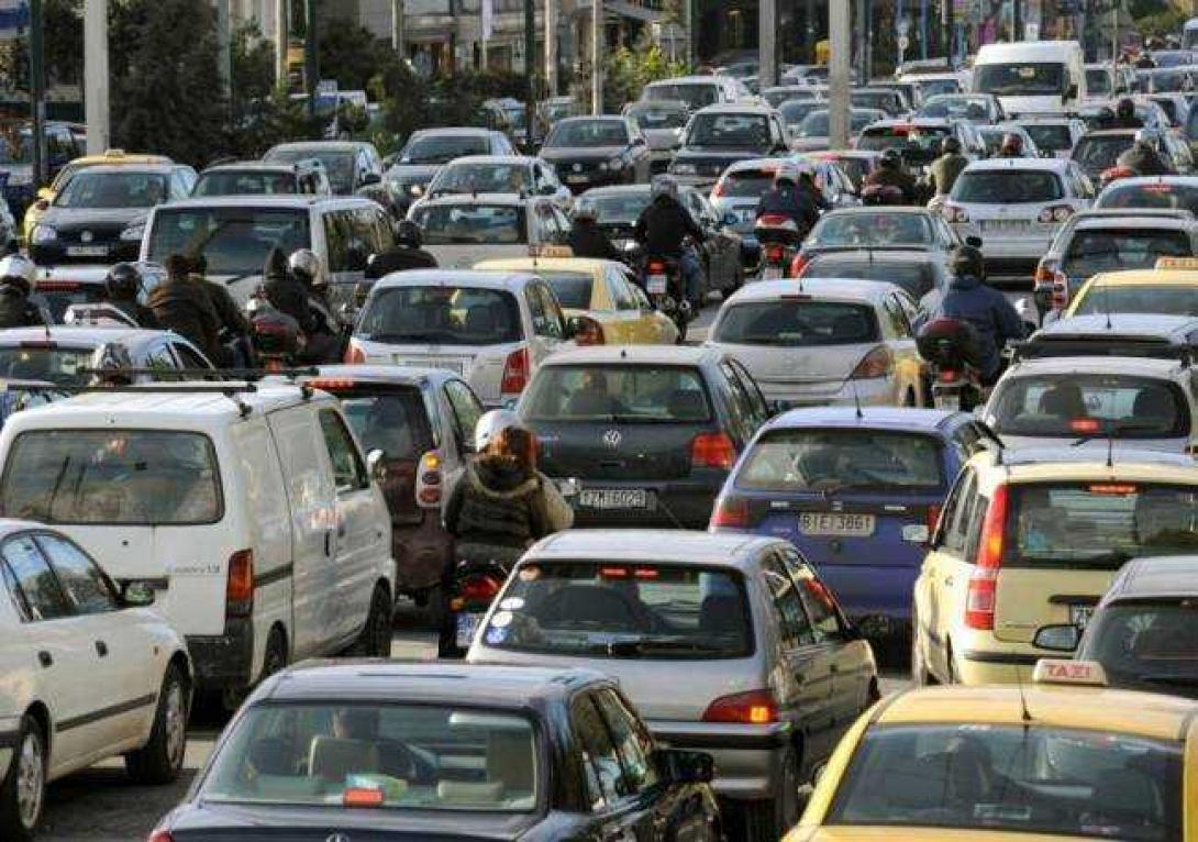 Κυκλοφοριακό πρόβλημα στην εθνική οδό Αθηνών - Λαμίας