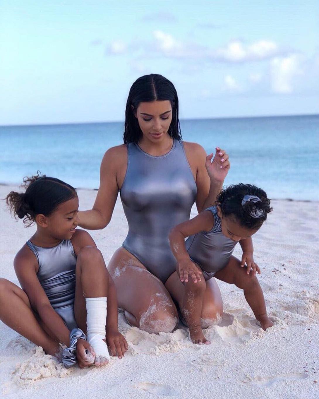 kimkardashian_67640508_474483776683525_5516470067292705497_n.jpg