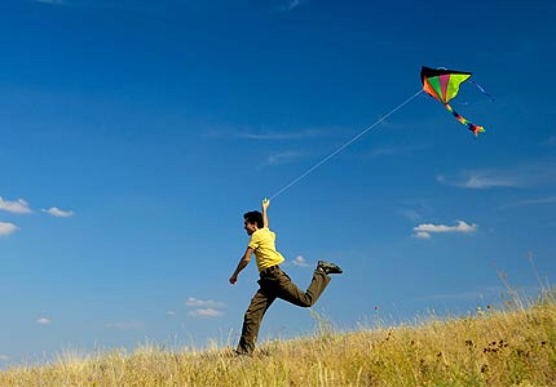 kite-flying,χαρταετός