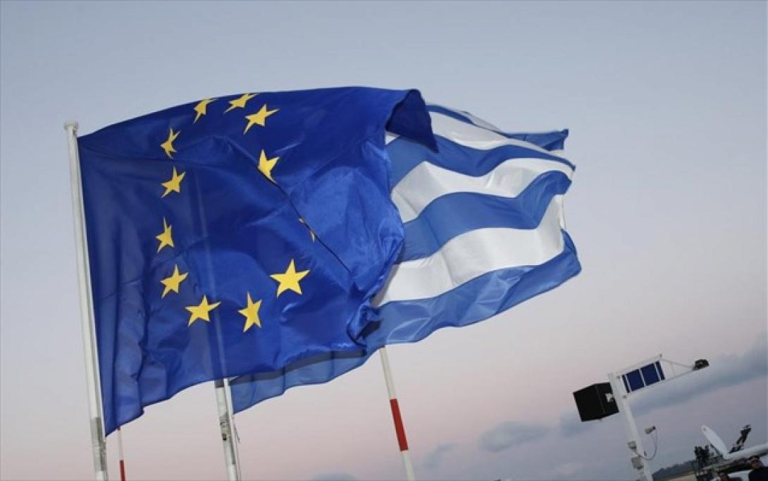 Μήνυμα Κομισιόν προς Ελλάδα: Πρέπει να εξασφαλίσετε τα έσοδα του 2015