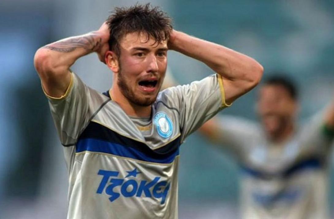 Α.Ο.Χανιά: Πήρε Κοντέων και Καραλή