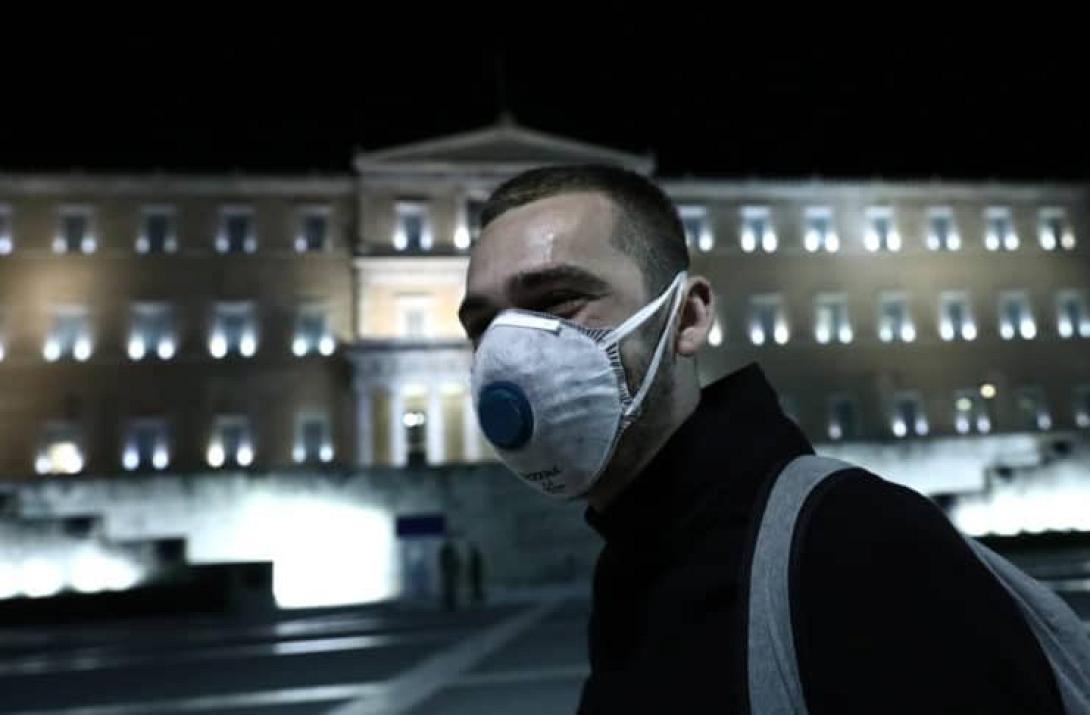 κορωνοϊός Αθήνα Βουλή
