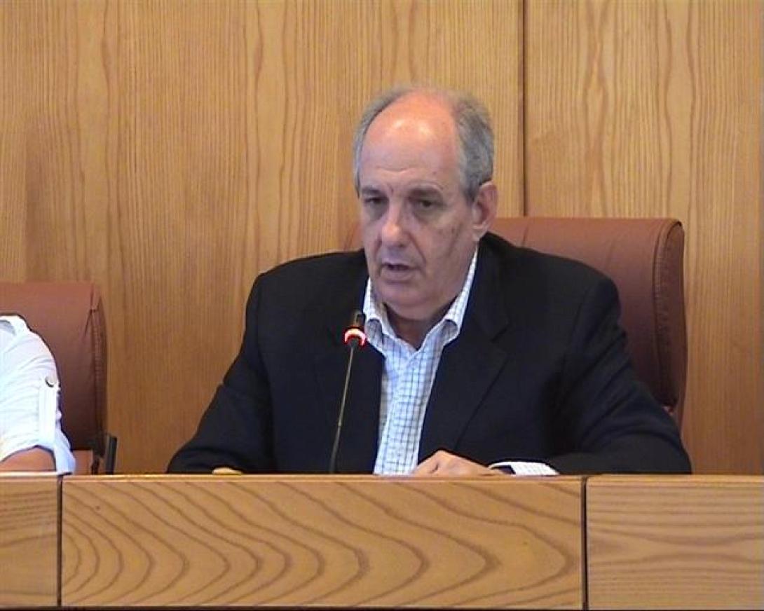Κουίκ: "Η ανικανότητα της κρατικής μηχανής κουκουλώνεται από συσκέψεις"
