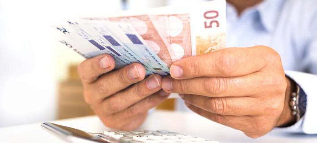 Αυτά είναι τα τρία σενάρια για το κούρεμα στο ΕΚΑΣ