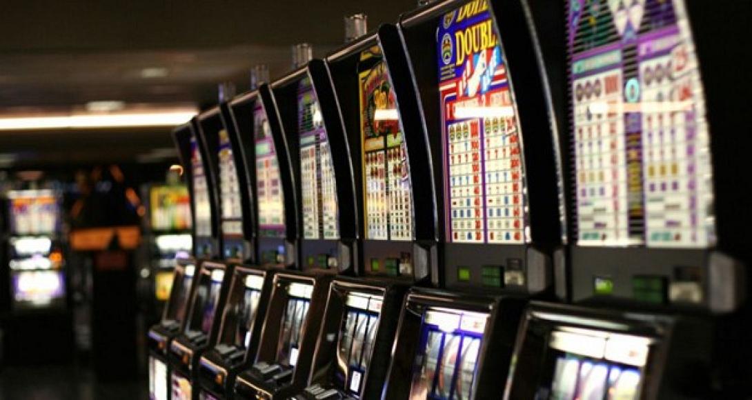 Ο ΟΠΑΠ "ξορκίζει" την κρίση, στήνοντας κουλοχέρηδες σε 650 σημεία σ' όλη την Ελλάδα!