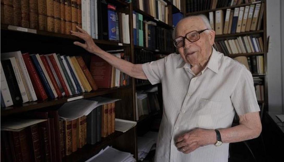 Στο Ακρωτήρι  Χανίων την Τετάρτη η ταφή του Εμμανουήλ Κριαρά
